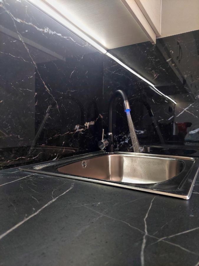 Maxim Apartment Heraklion  Екстер'єр фото