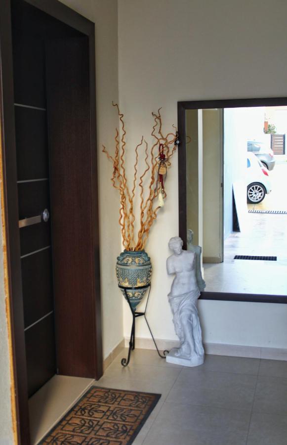 Maxim Apartment Heraklion  Екстер'єр фото