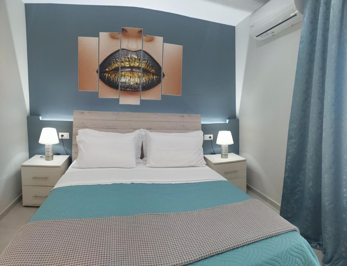 Maxim Apartment Heraklion  Екстер'єр фото